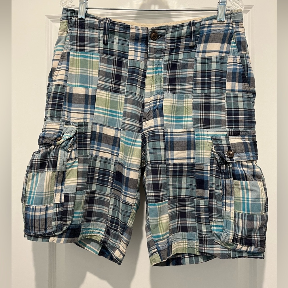 J Crew classic blue madras cargo shorts size 31